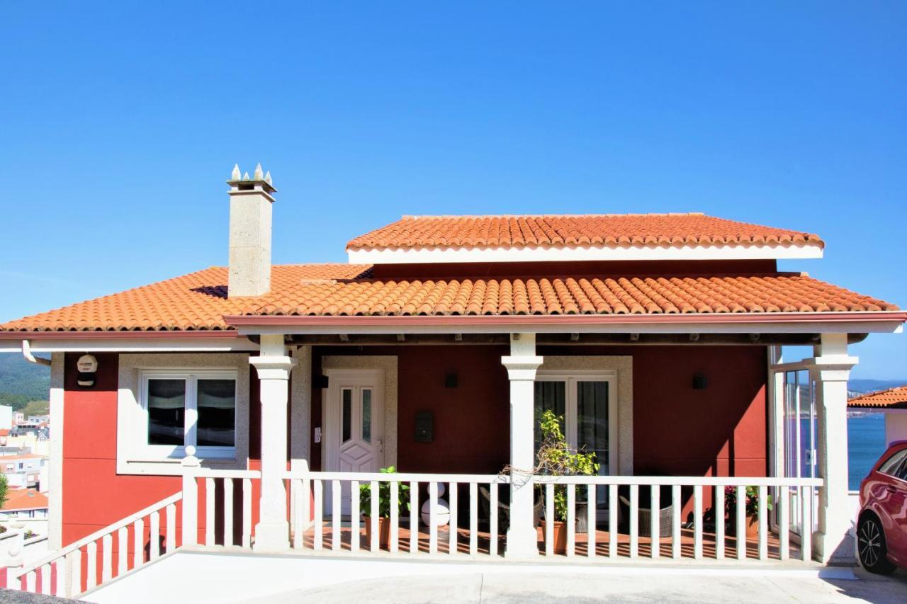 Hospedium Galitrips Vila Maruja Corme エクステリア 写真