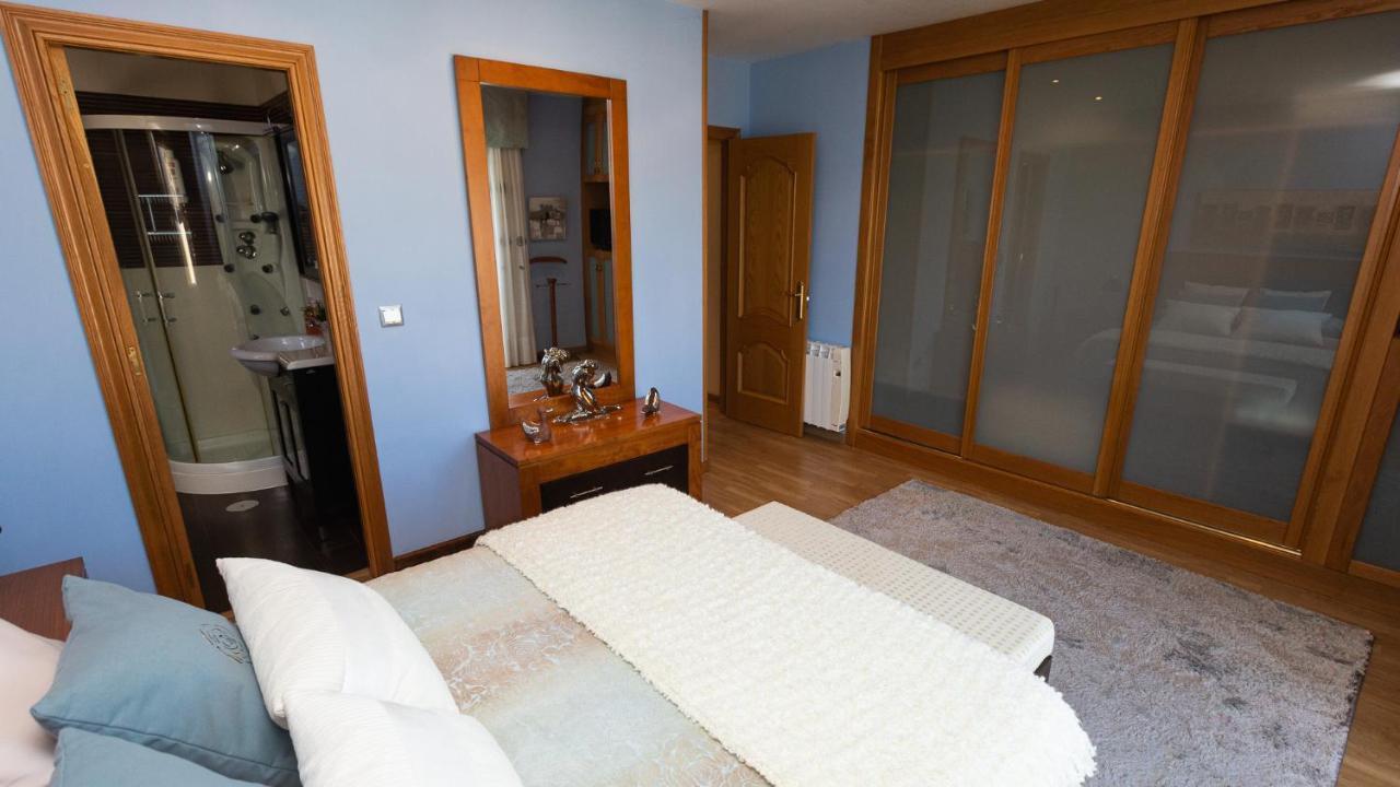 Hospedium Galitrips Vila Maruja Corme エクステリア 写真